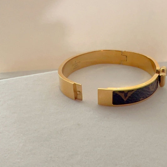 Gold Leather Bracelet LV
