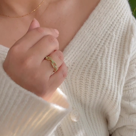 Vintage Rectangle Zirconia Rings Adjustable Green and White