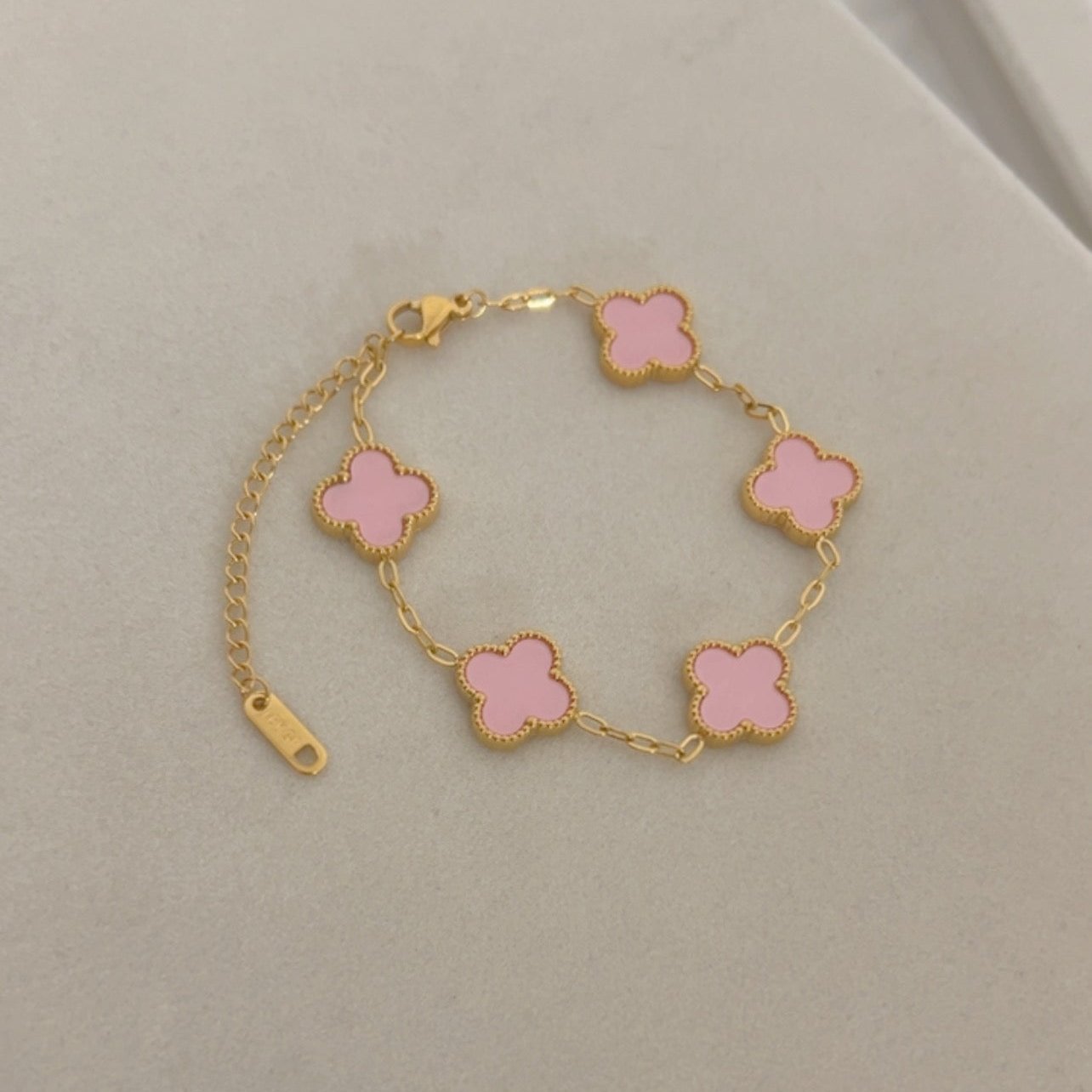 Five-Leaf Clover Bracelet – Stainless Steel, Multiple Colors