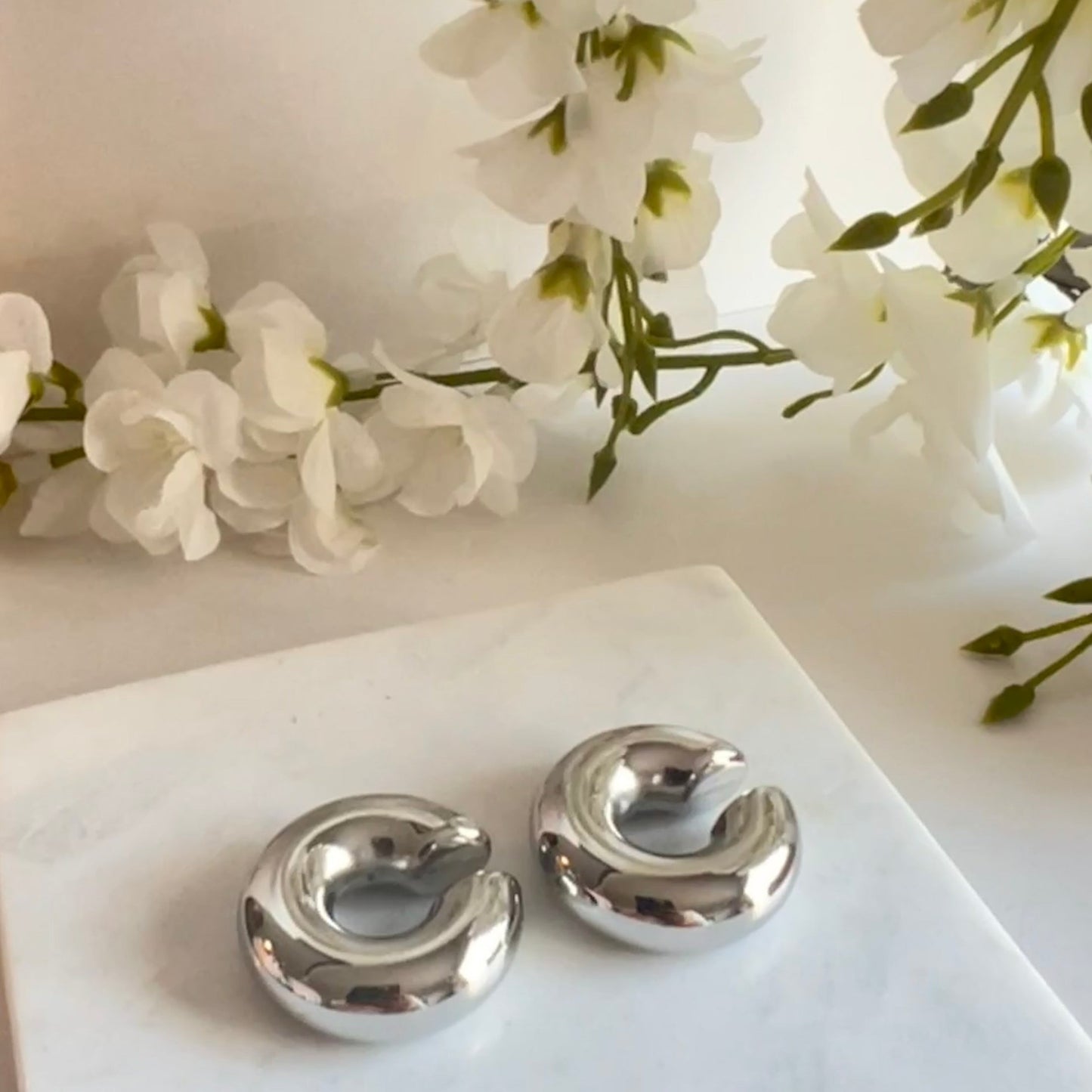 Classic - Thick Hoop Earrings – Non-Piercing Ear Cuffs