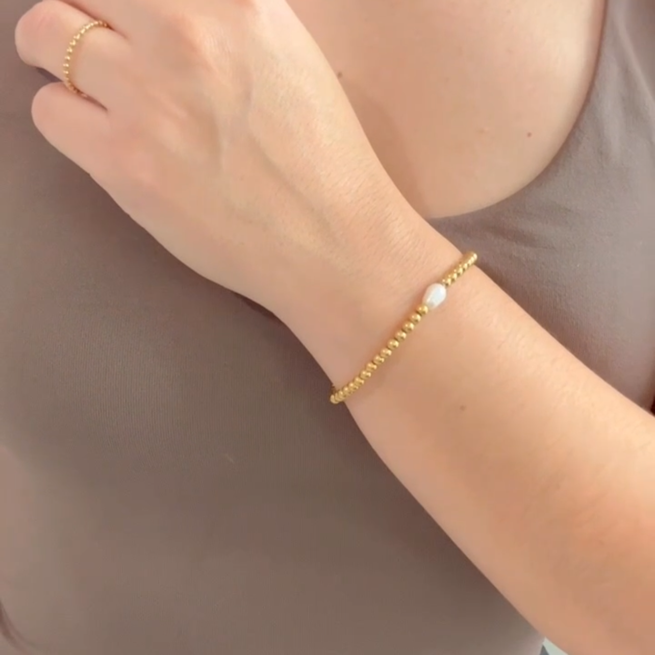 Halo - Elastic Beaded Bracelet with Freshwater Pearl