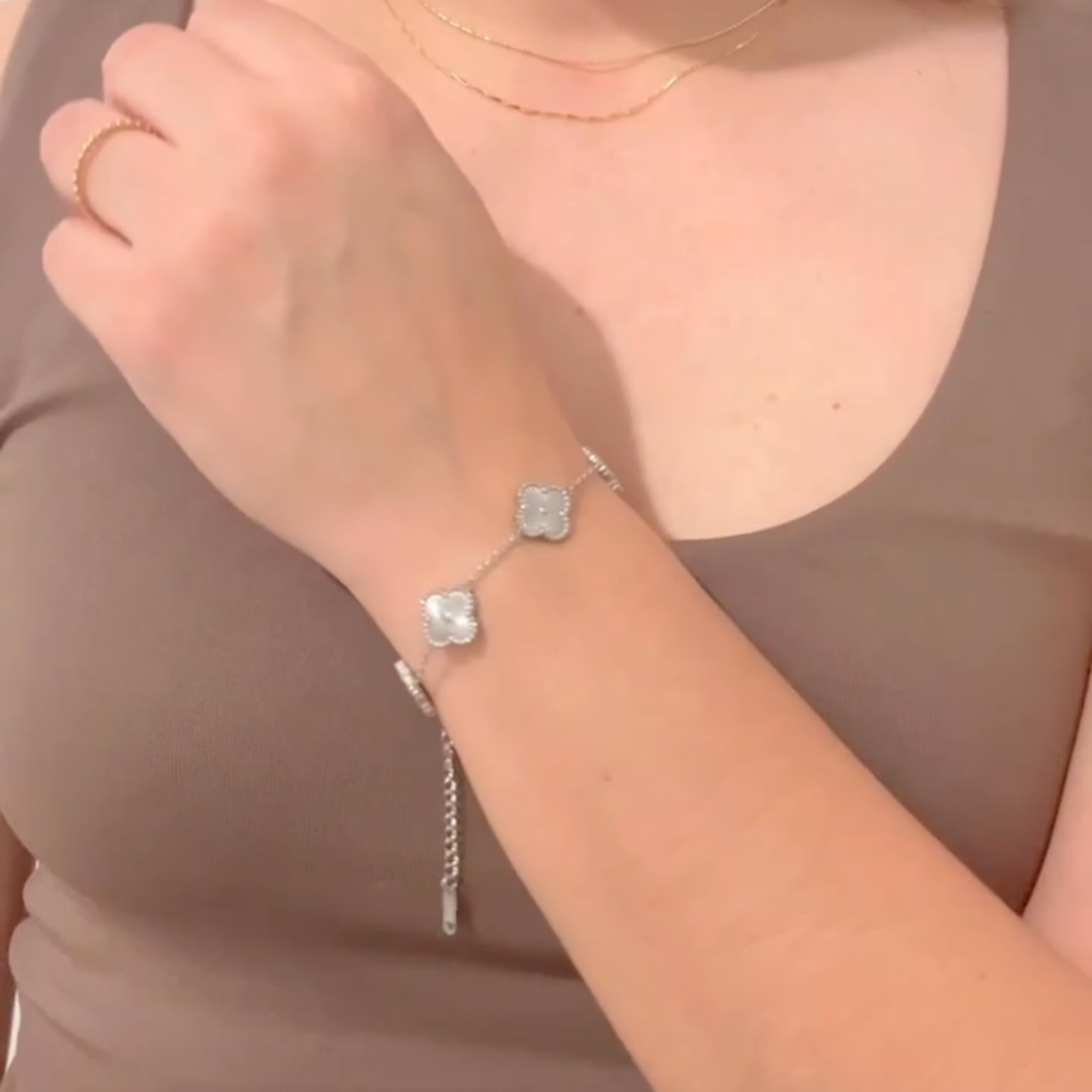 Five-Leaf Clover Bracelet – Stainless Steel, Multiple Colors