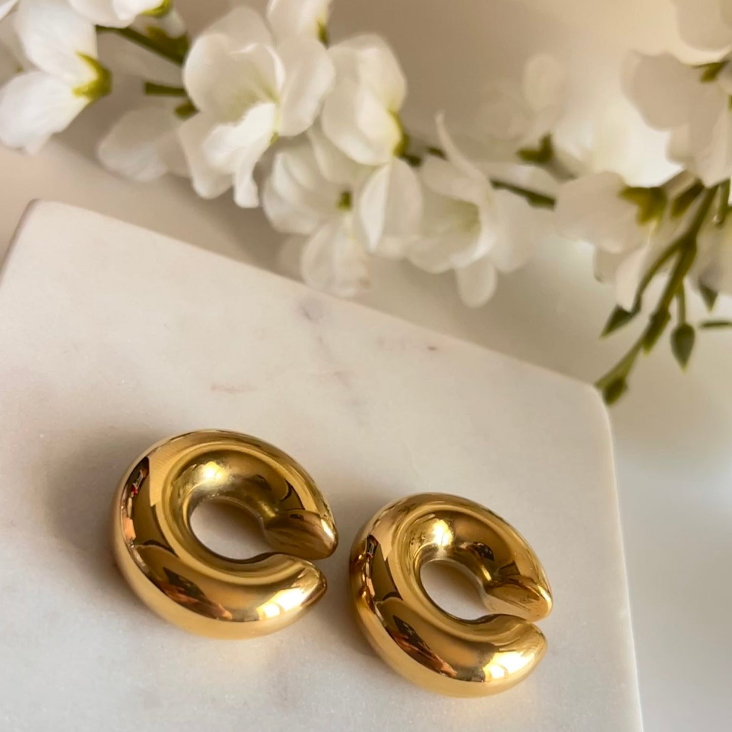 Classic - Thick Hoop Earrings – Non-Piercing Ear Cuffs